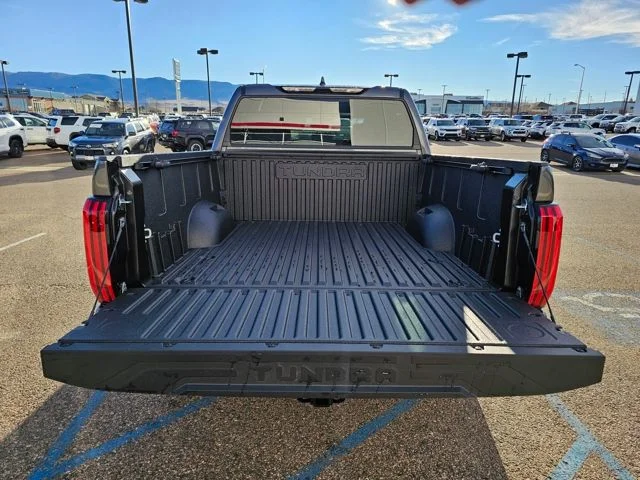 2026 Toyota Tundra SR5 - Photo 7