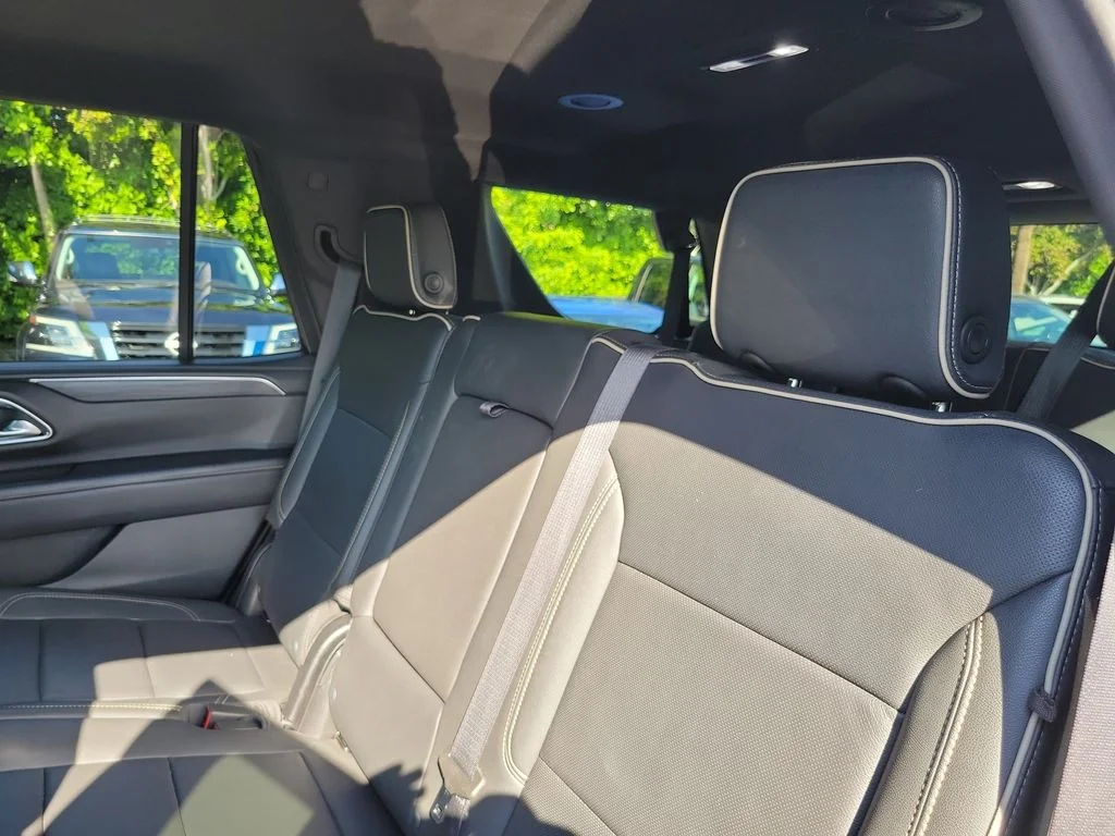Used 2024 Black GMC SLT image 15