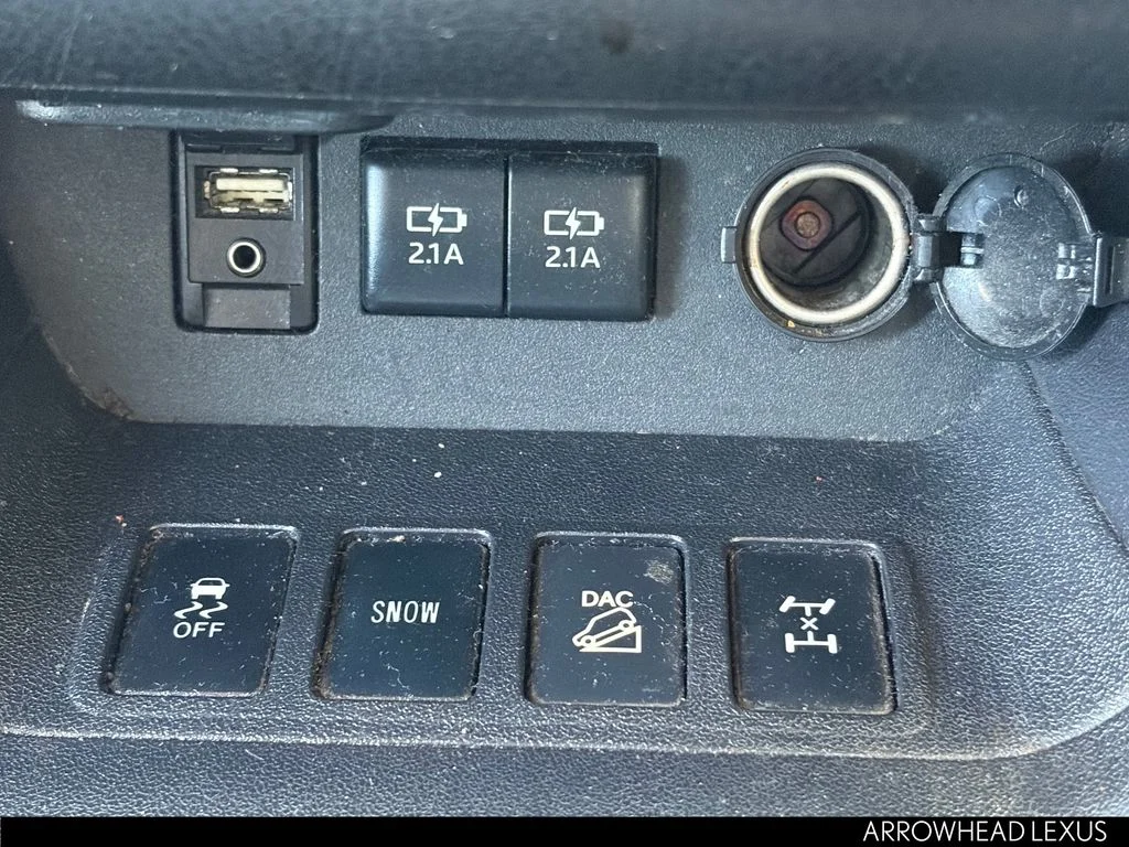Used 2017 Gray Toyota XLE image 15