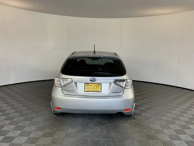 Used 2011 Silver Subaru 2.5i image 6