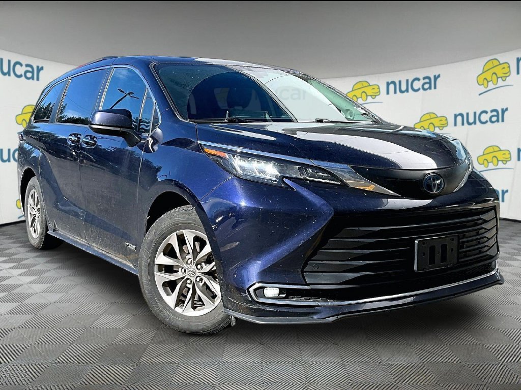 Used 2021 Gray Toyota XLE image 1