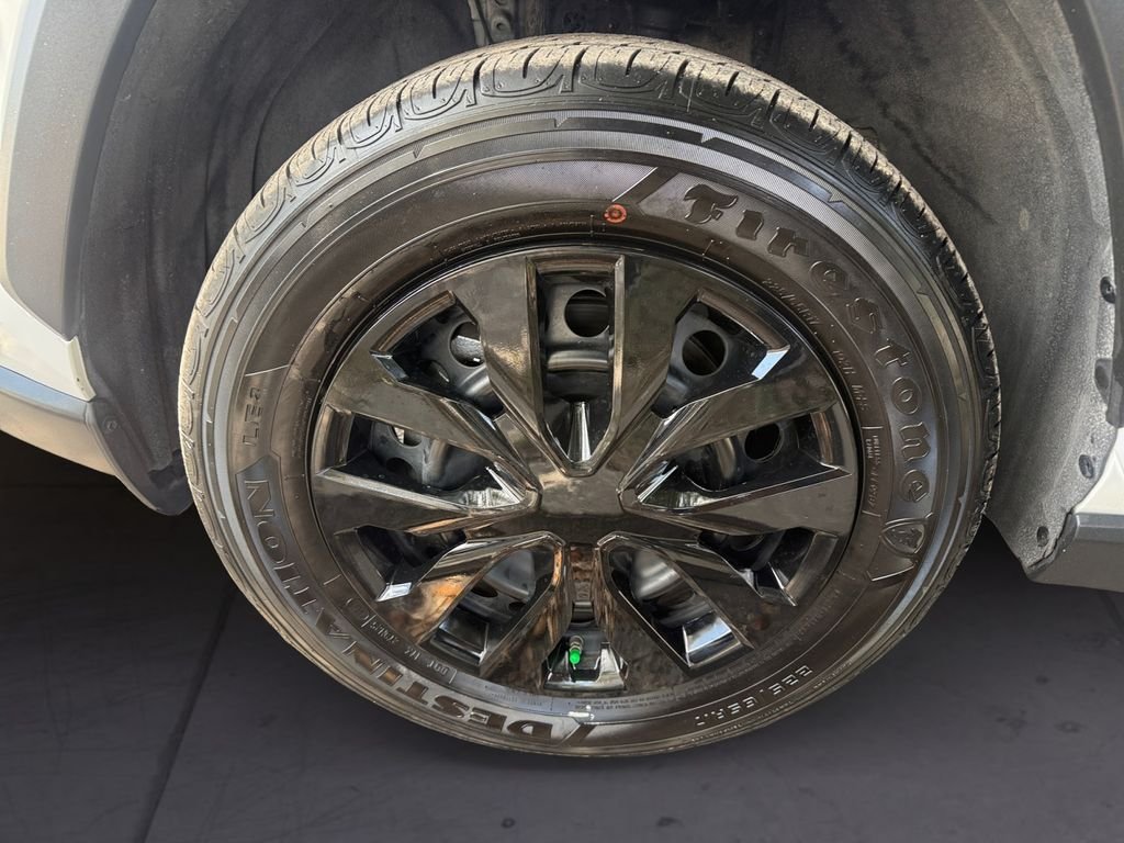 Used 2025 White Toyota LE image 9