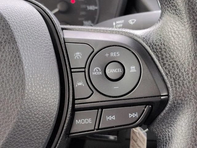 Certified Used 2025  Toyota LE image 23
