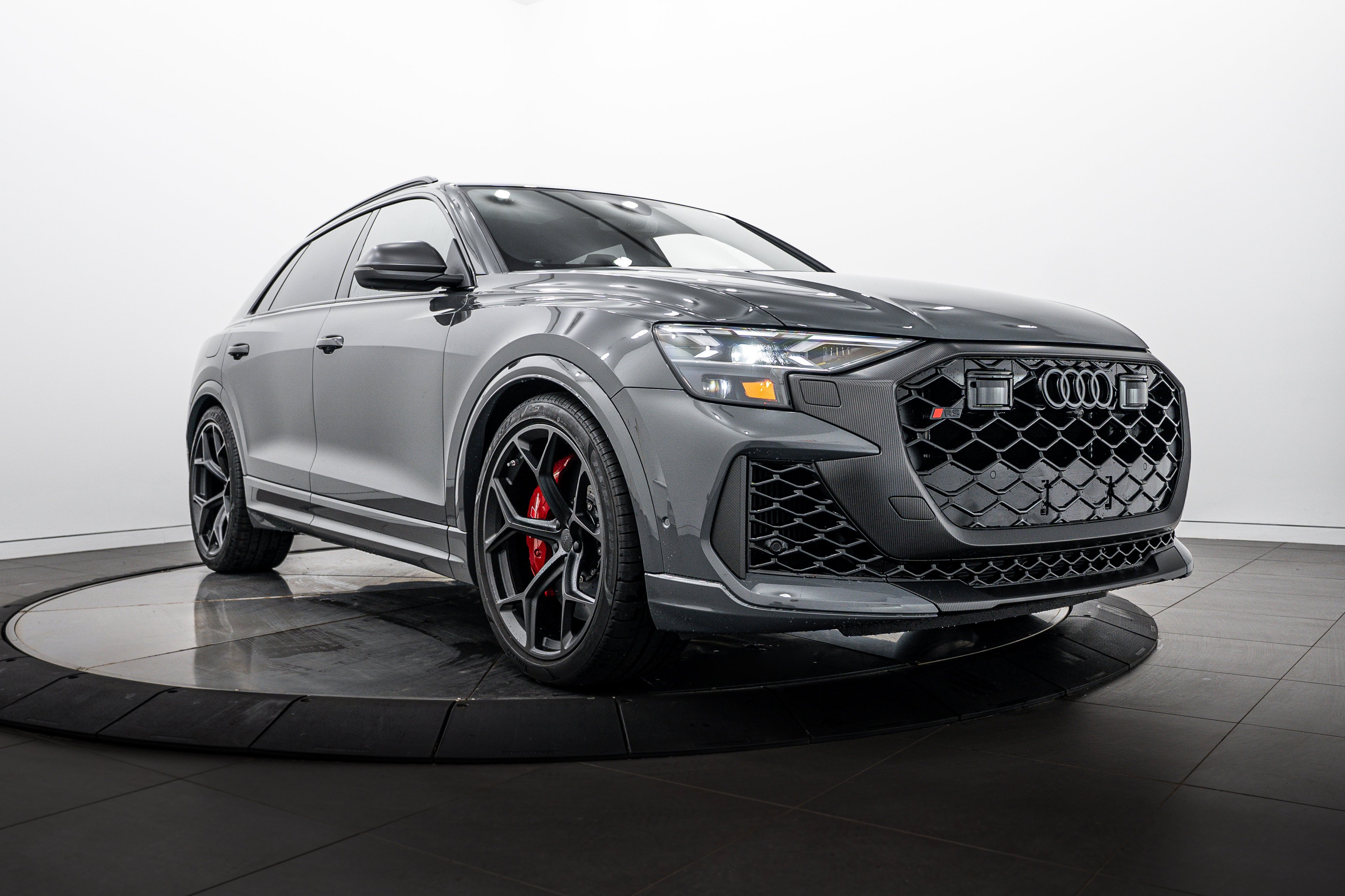 2026 Audi RS Q8 -'s photo