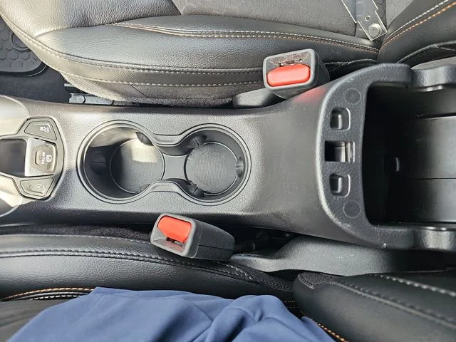 Used 2019 Black Jeep Latitude image 37
