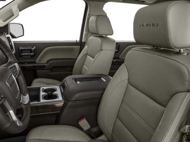 Used 2018 White Frost Tricoat GMC Denali image 12
