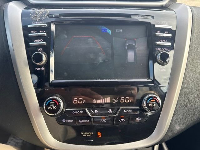 Used 2016 Gray Nissan Platinum image 13
