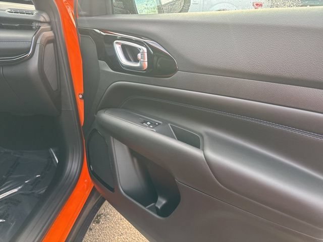 New 2026 Joose (DISC) Jeep Latitude Altitude image 10