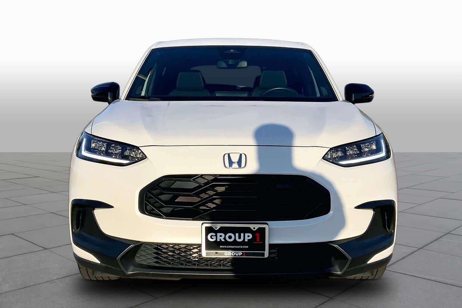 Used 2023 Platinum White Pearl Honda Sport image 4