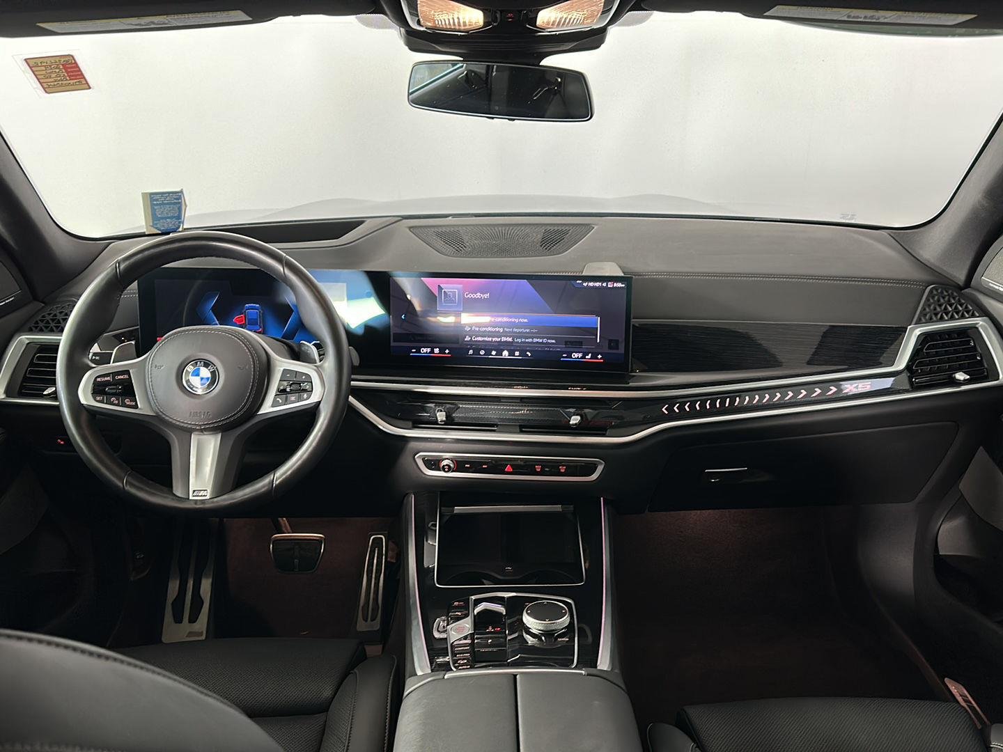 Certified Used 2024 Carbon Black Metallic BMW xDrive40i image 2
