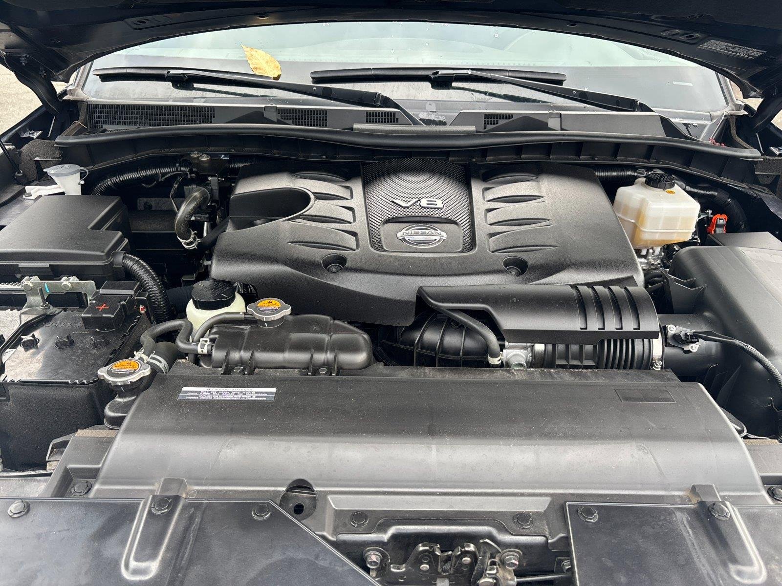 Used 2024 Hermosa Blue Pearl Nissan Platinum image 9