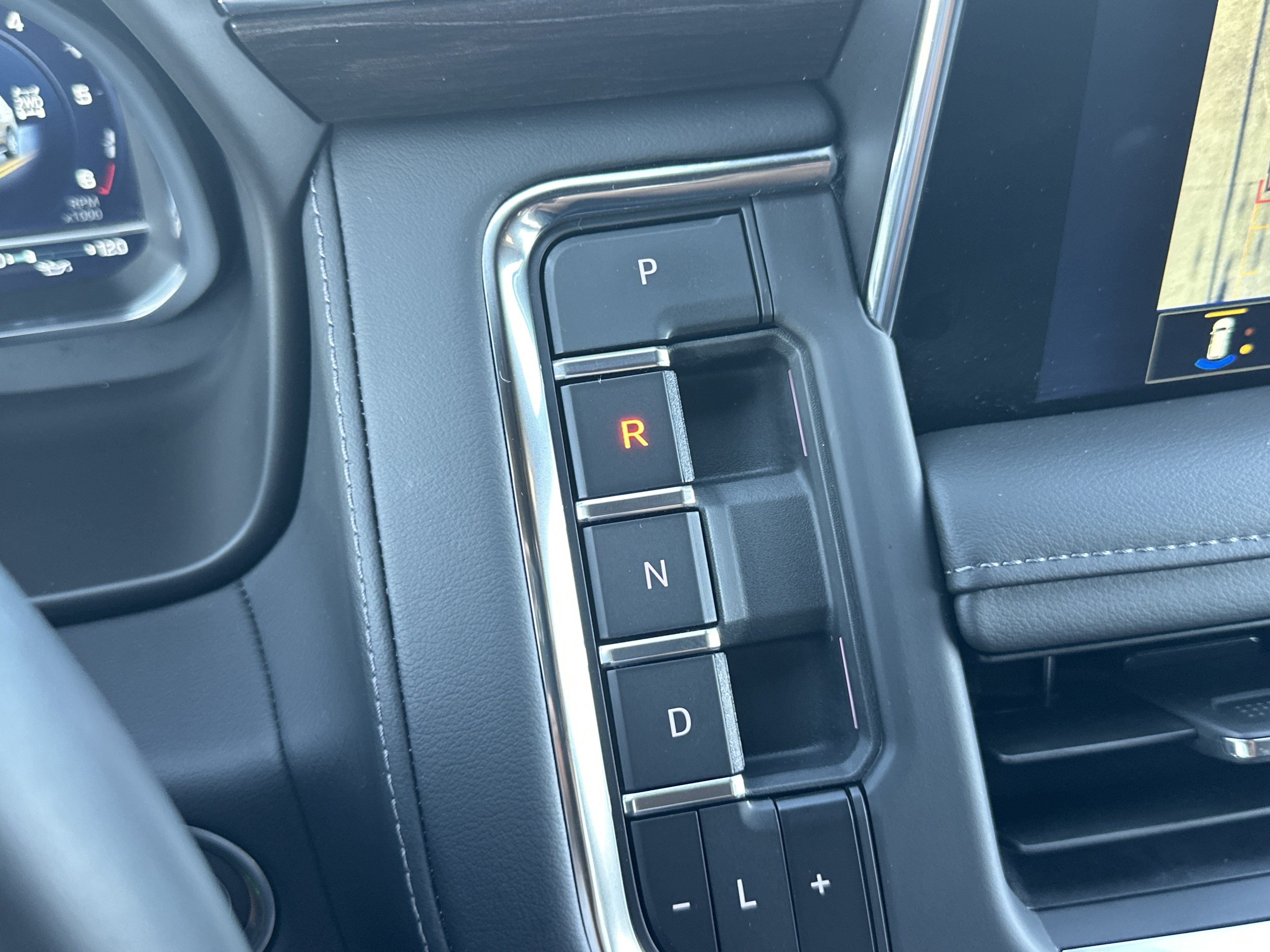 2024 Chevrolet Tahoe Z71 - Photo 32