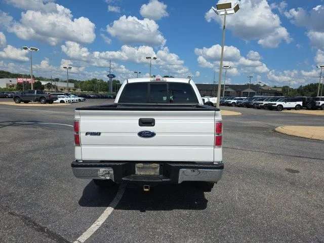 Used 2013 White Platinum Clearcoat Metallic Ford Lariat image 4