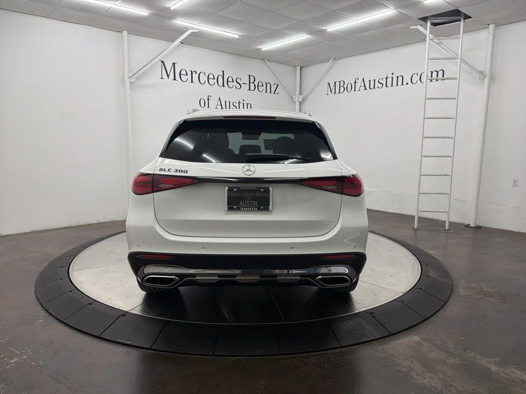 Used 2026 White Mercedes-Benz GLC 300 image 6
