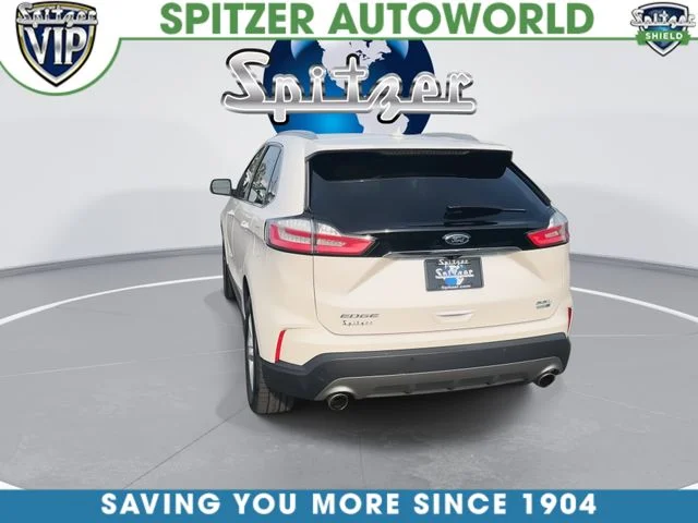 Used 2019 White Platinum Clearcoat Metallic Ford SEL image 8