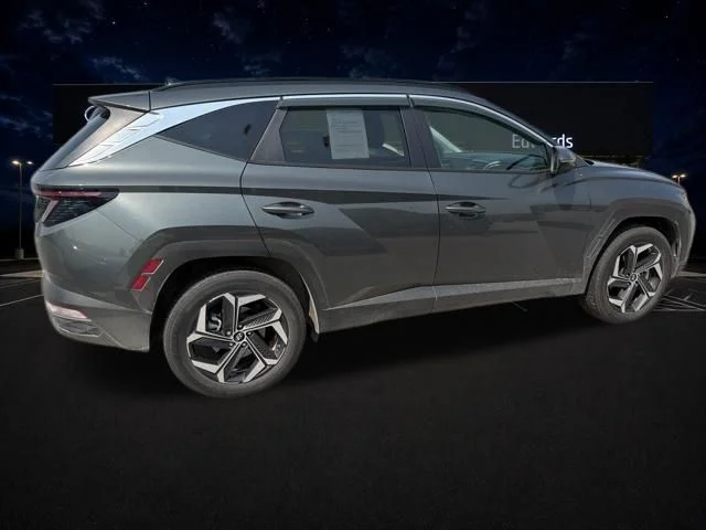 Used 2024 Gray Hyundai SEL Convenience image 3
