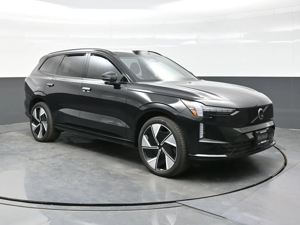 2025 Volvo EX90 Twin Motor Ultra 7-Seater's photo