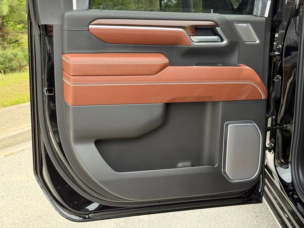 New 2026 Onyx Black GMC Denali Ultimate DRW image 20
