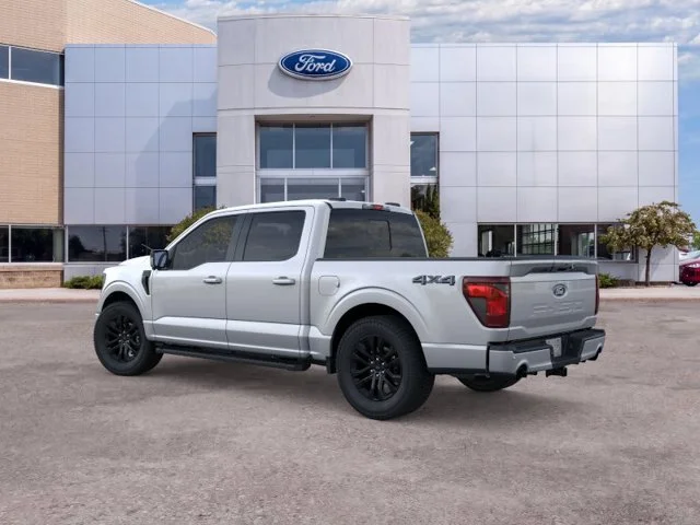 New 2026 Silver Metallic Ford XLT image 4