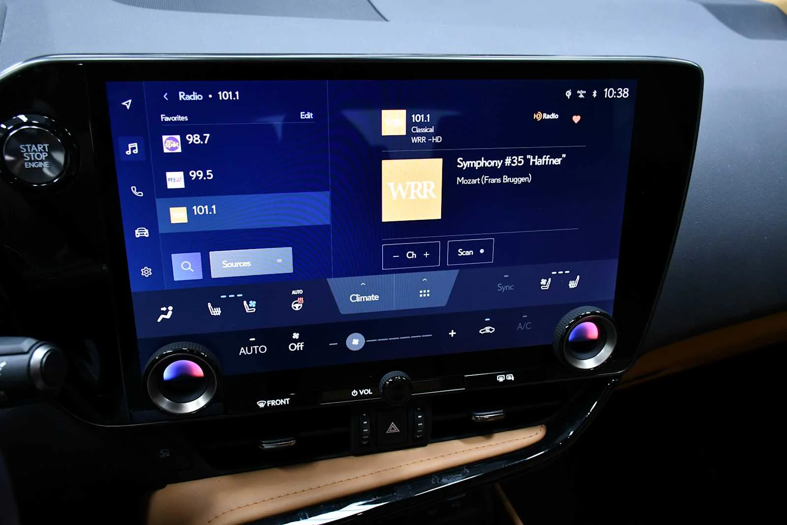 Used 2025 Atomic Silver Lexus Premium image 17