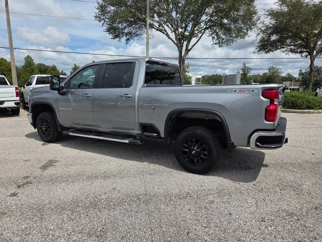 2025 Chevrolet Silverado 2500HD LT - Photo 10