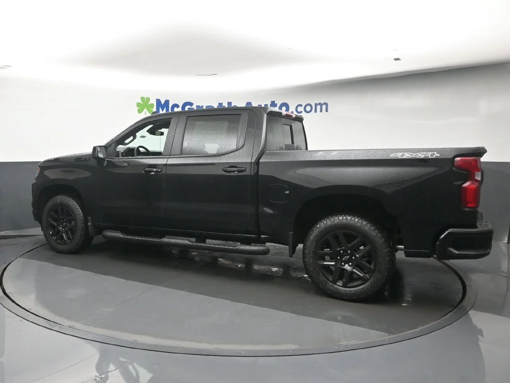 New 2026 Black Chevrolet RST image 25