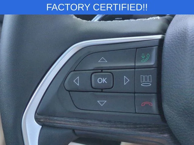 Used 2025 White Jeep Limited image 19