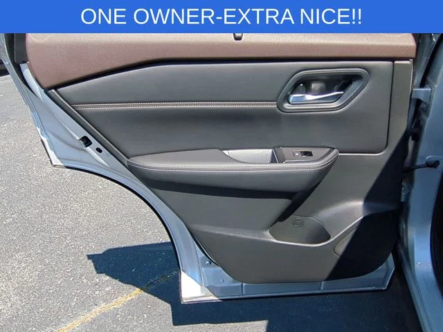 Used 2023 Silver Nissan SV image 28
