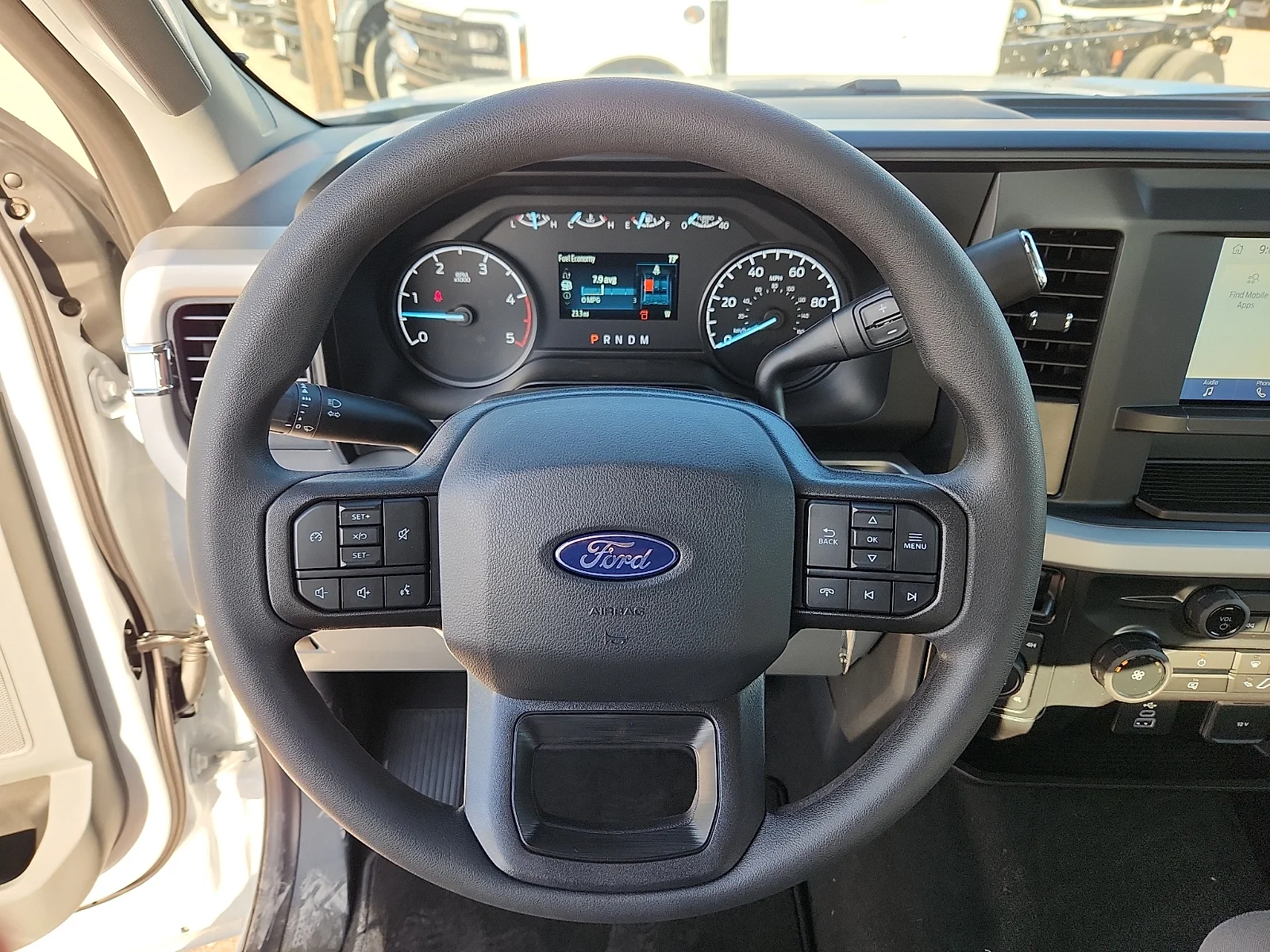 New 2027 Oxford White Ford XL image 21