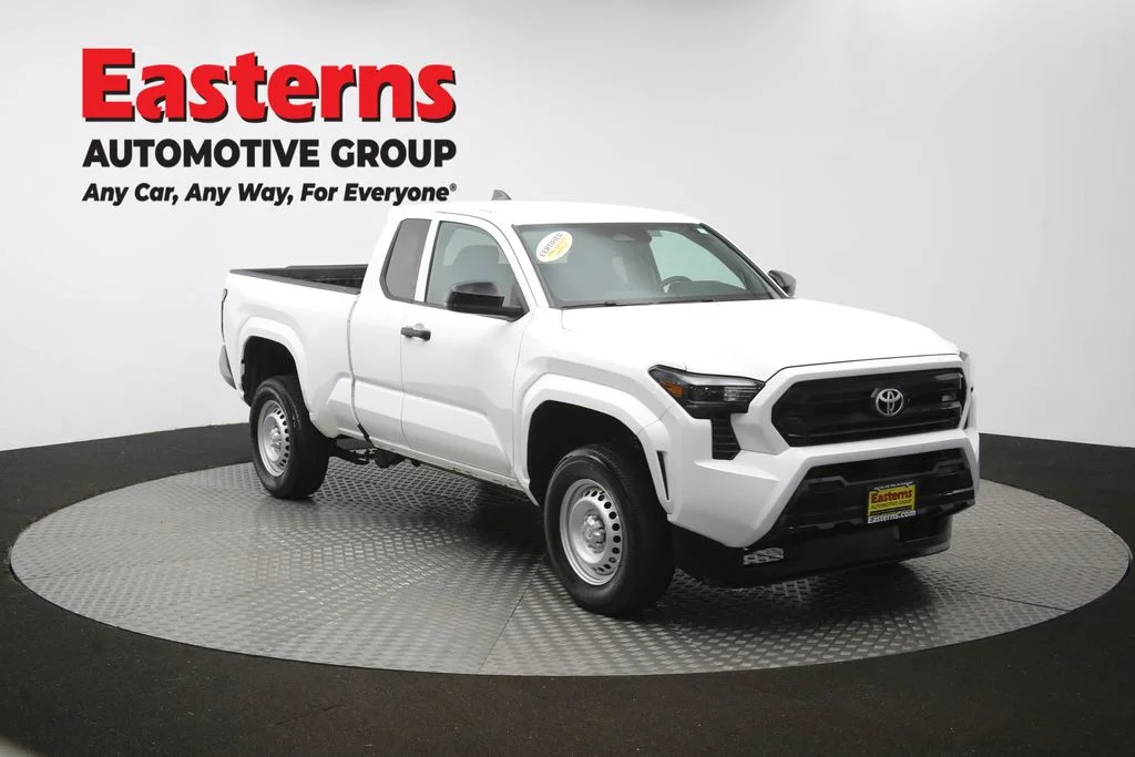 Used 2025 White Toyota SR image 46