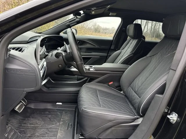 New 2026 Stellar Black Metallic Cadillac V-Series Premium image 19