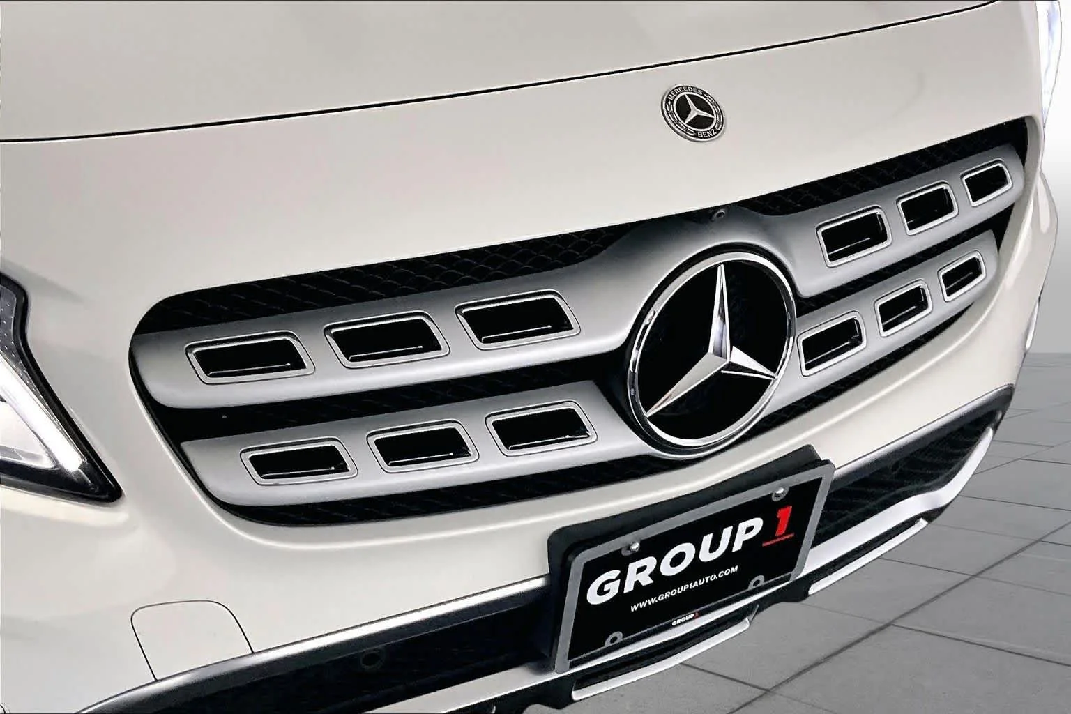 Used 2018 Polar White Mercedes-Benz GLA 250 image 29