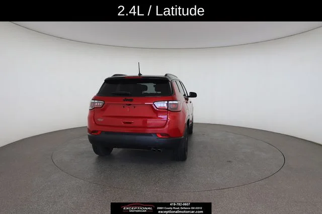 Used 2019 Red Jeep Latitude image 16