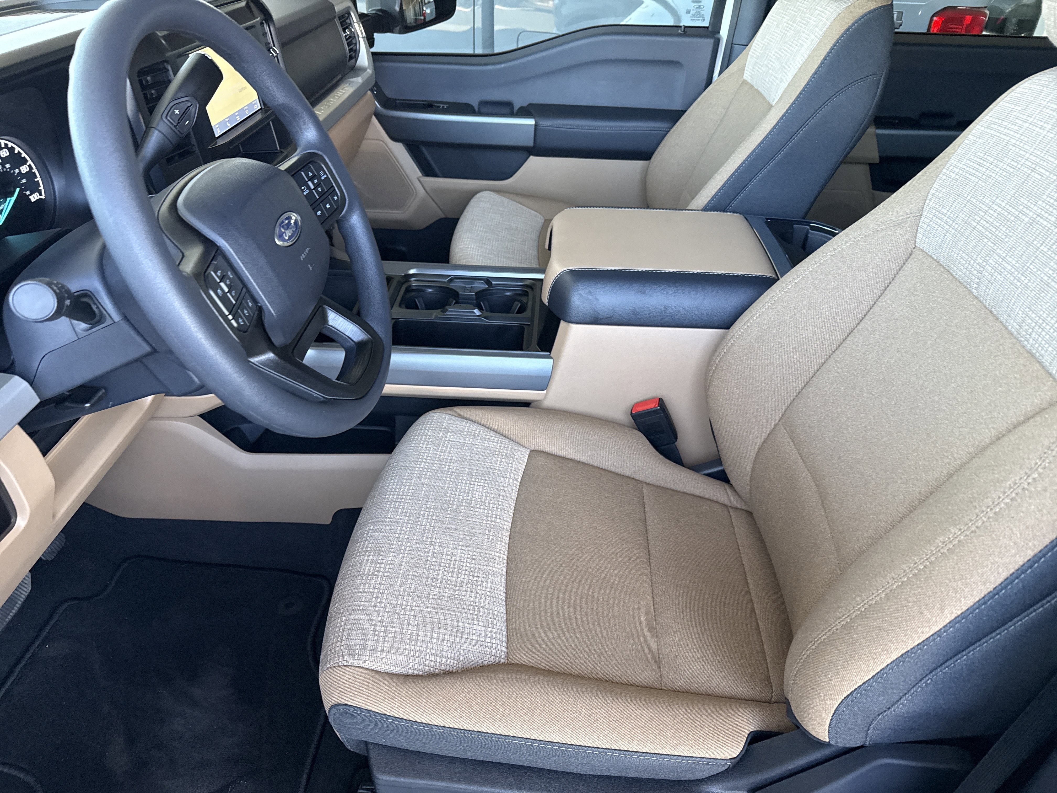 2026 Ford F-350 Super Duty XLT - Photo 20