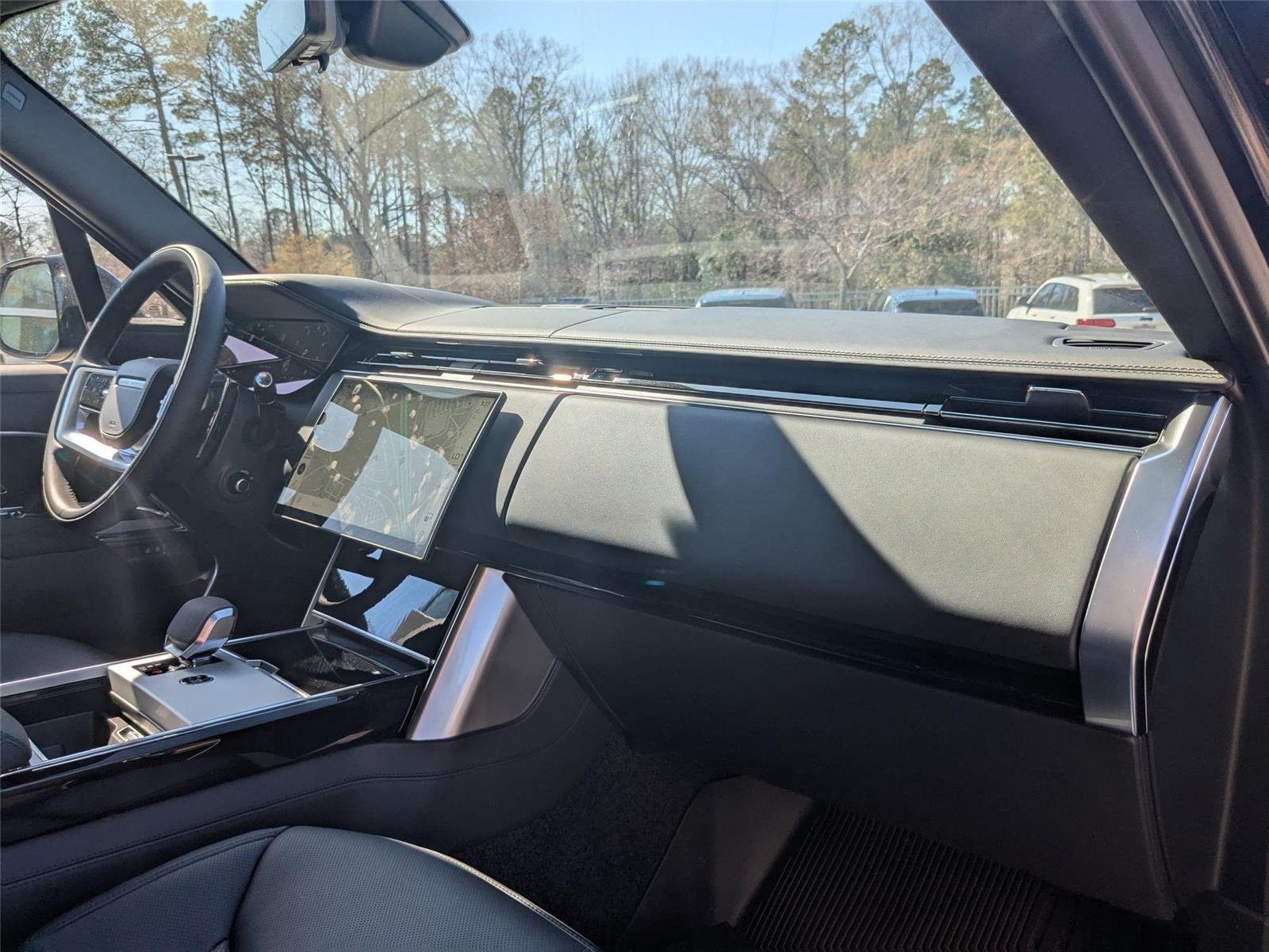 New 2025 Santorini Black Land Rover Autobiography image 38