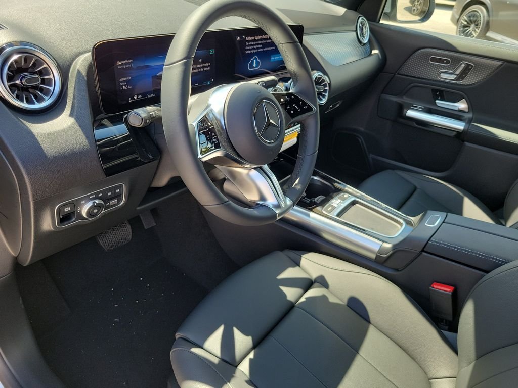 New 2026 Cirrus Silver Metallic Mercedes-Benz GLA 250 image 17
