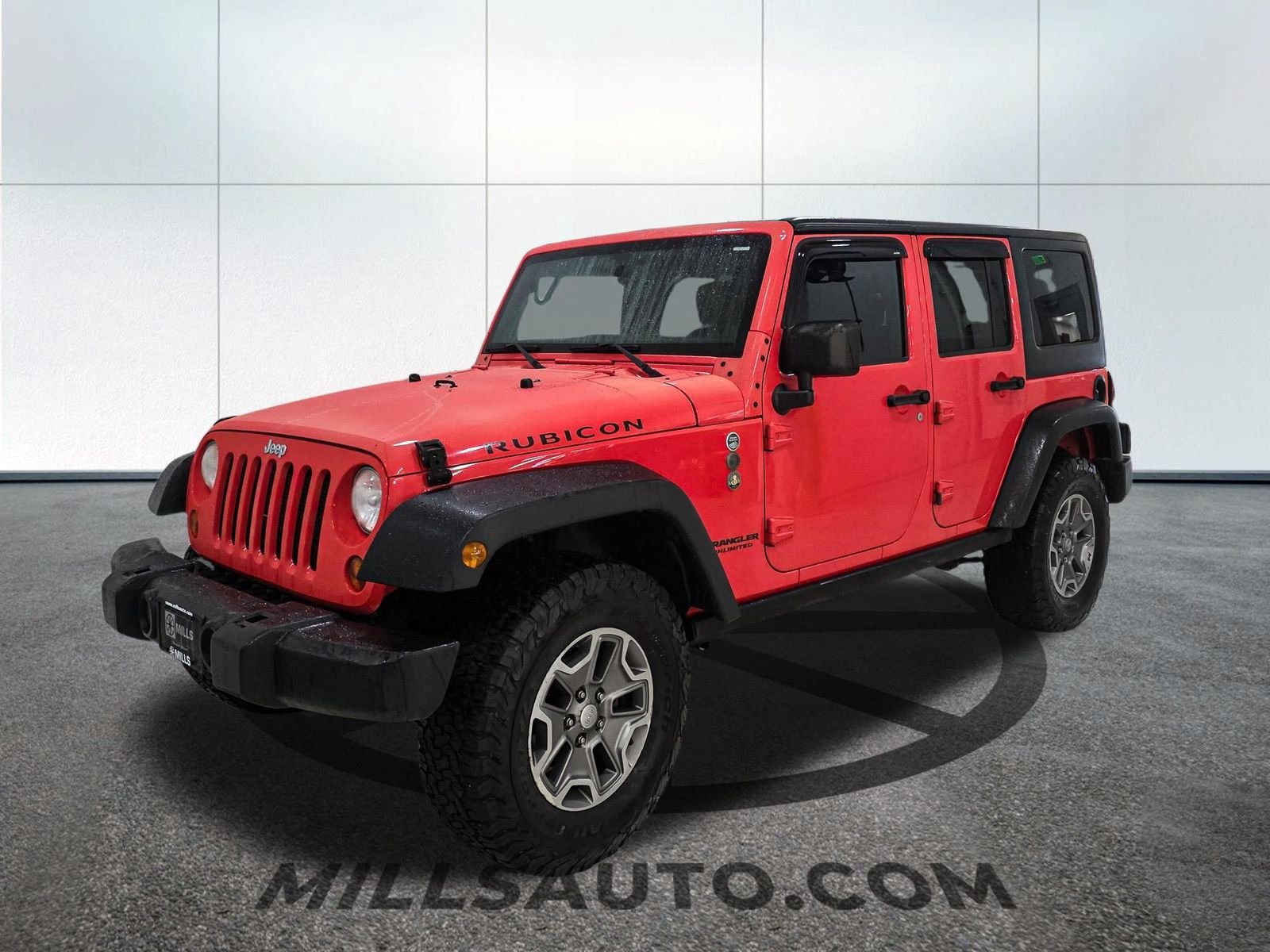 Used 2013 Jeep Wrangler Unlimited Rubicon with VIN 1C4BJWFG4DL578670 for sale in Willmar, Minnesota