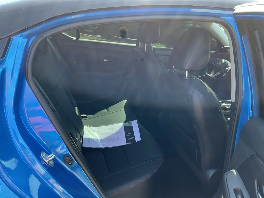Used 2023 Electric Blue Metallic/Super Black Nissan SR image 14