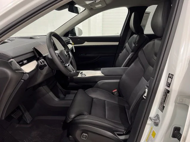 New 2026 Crystal White Volvo Ultra image 9