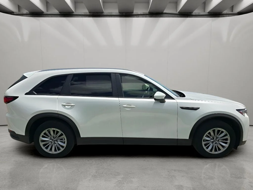 Used 2024 Rhodium White Premium Mazda 3.3 Turbo Select image 6