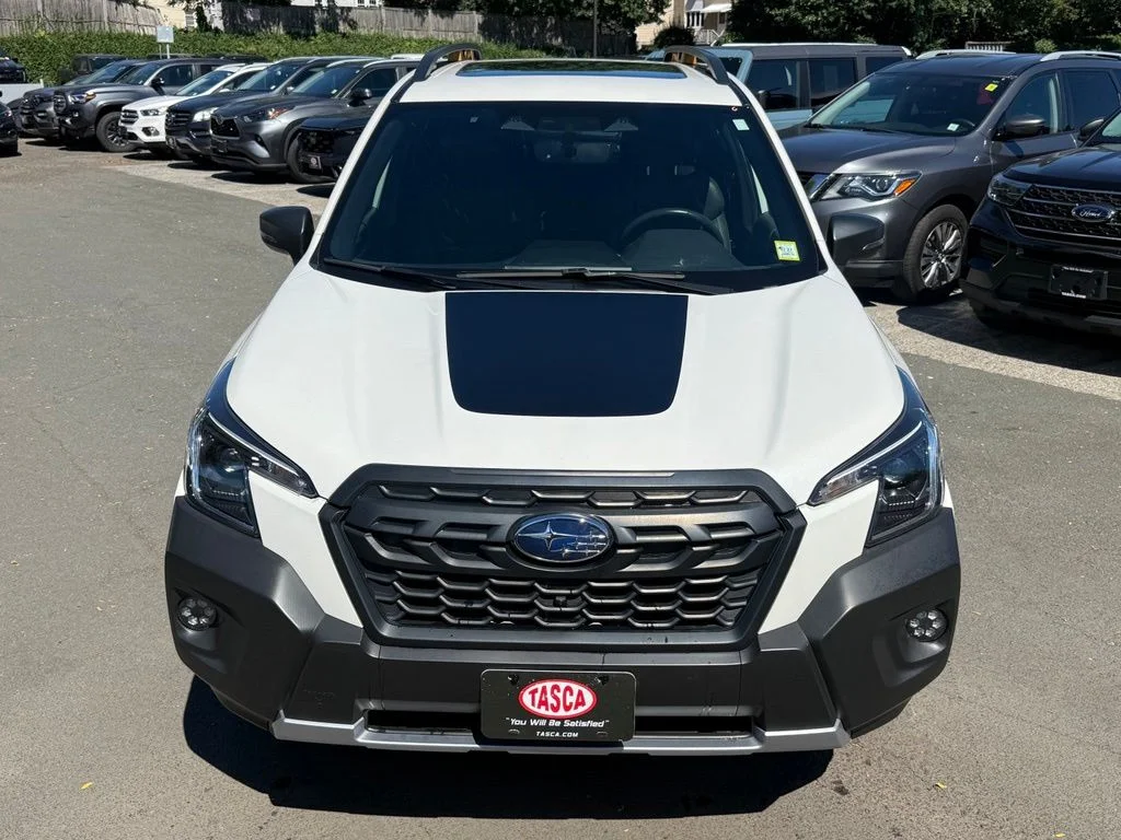 Used 2024 Crystal White Pearl Subaru Wilderness image 2