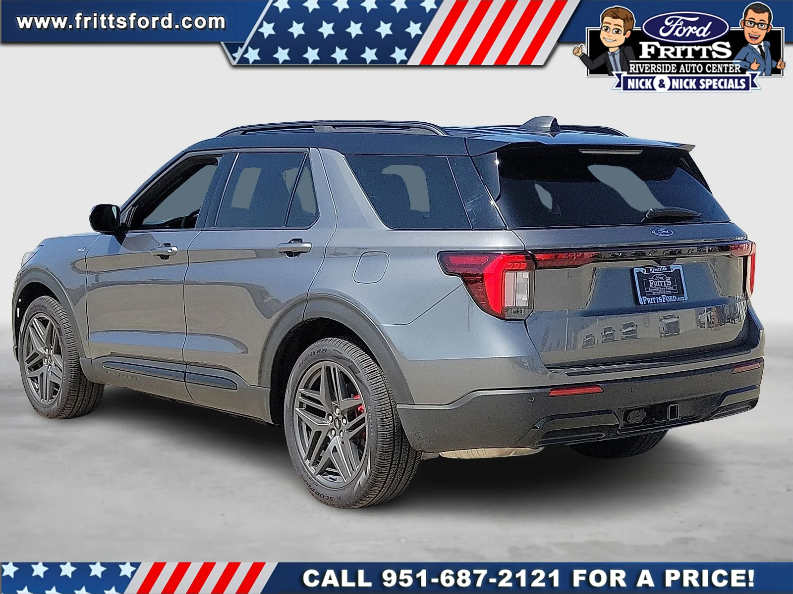 New 2026 Carbonized Gray Metallic Ford ST-Line image 2
