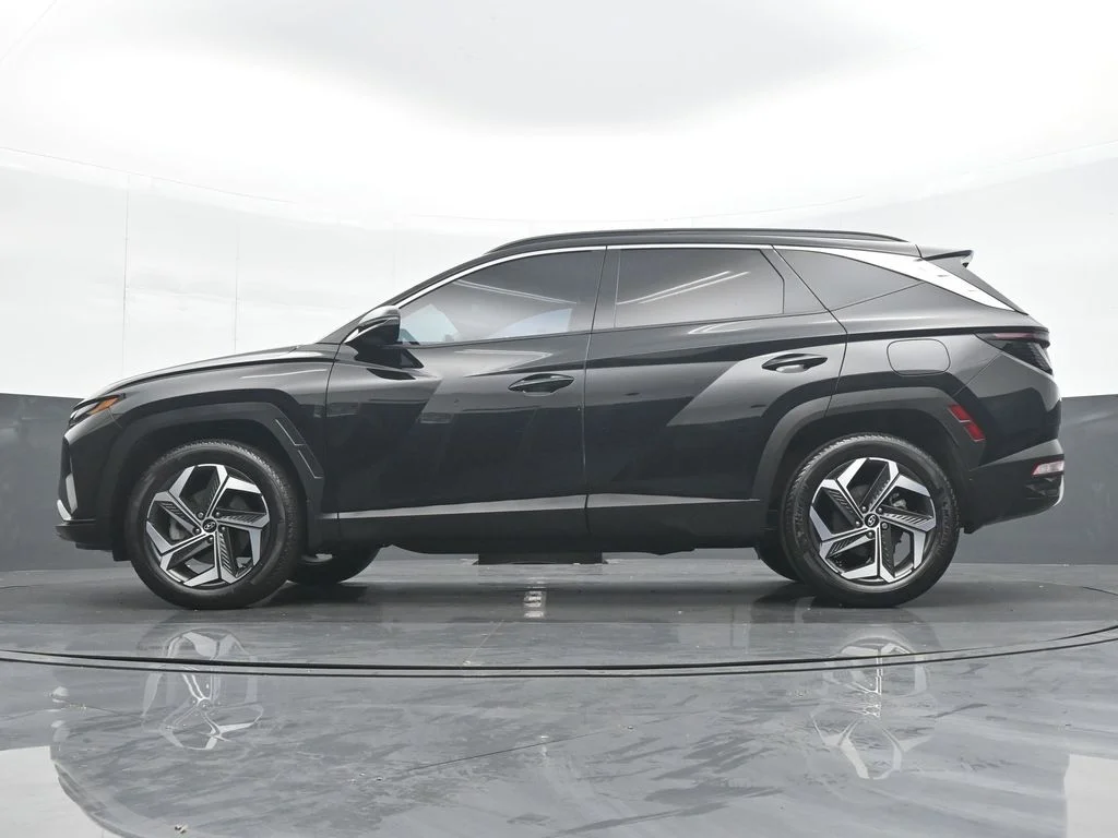 Used 2024 Black Hyundai Limited image 27