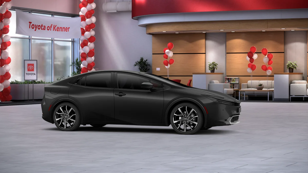 2026 Toyota Prius Plug-in Hybrid XSE - Photo 33