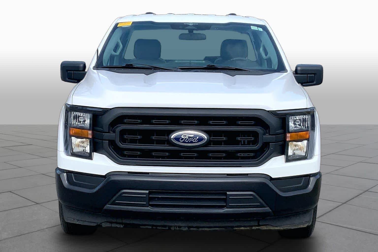 Used 2023 Oxford White Ford XL image 4