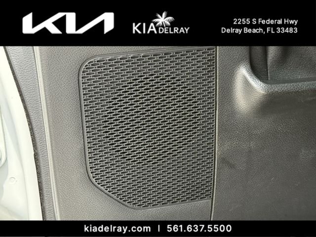 Used 2021 White Jeep Unlimited Sahara Altitude image 17