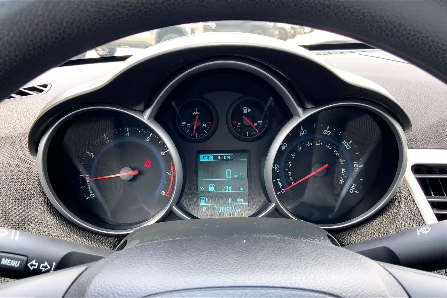 Used 2013 Silver Ice Metallic Chevrolet LT image 25