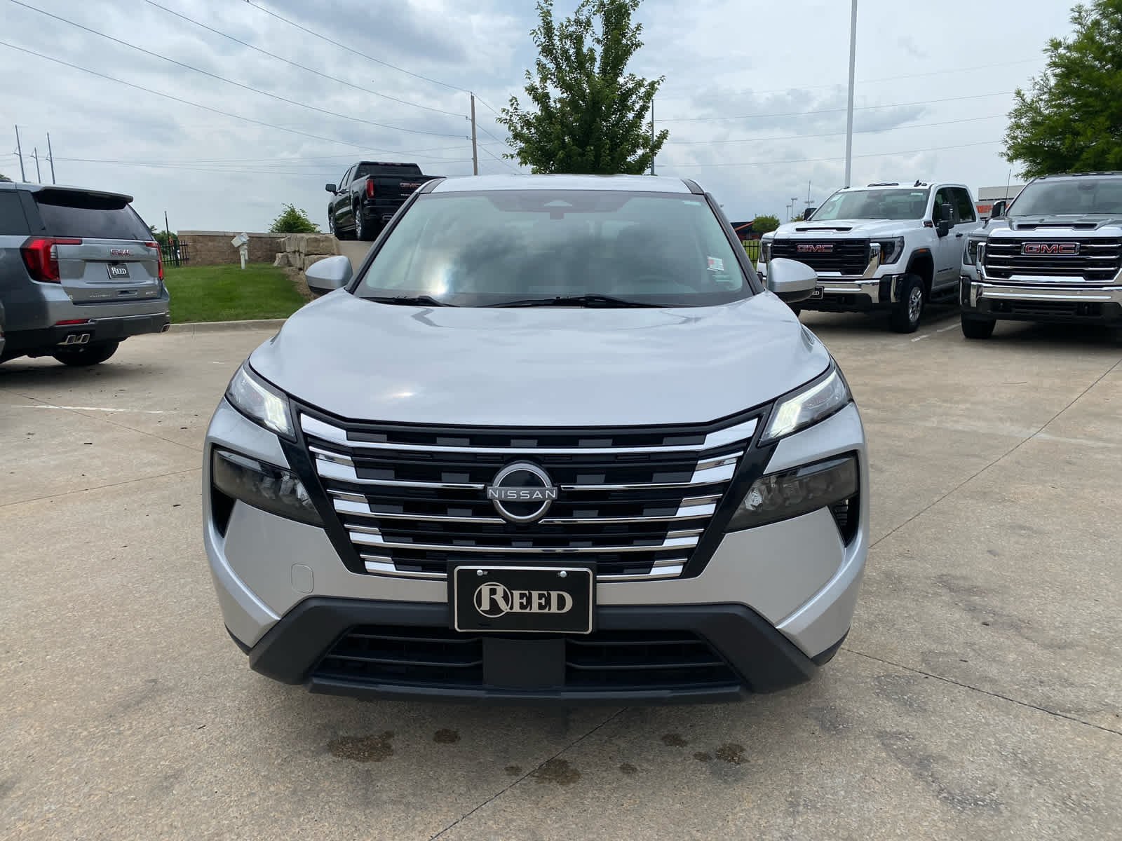 Used 2024 Nissan Rogue SV with VIN 5N1BT3BB9RC691889 for sale in Kansas City