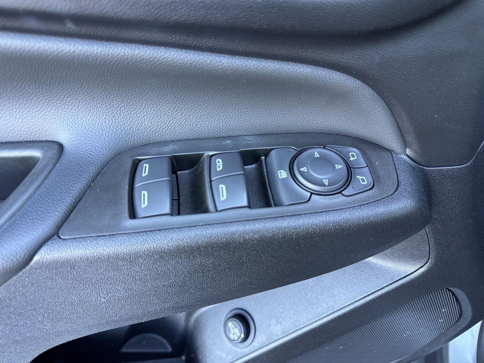 2023 Chevrolet Equinox LT - Photo 28