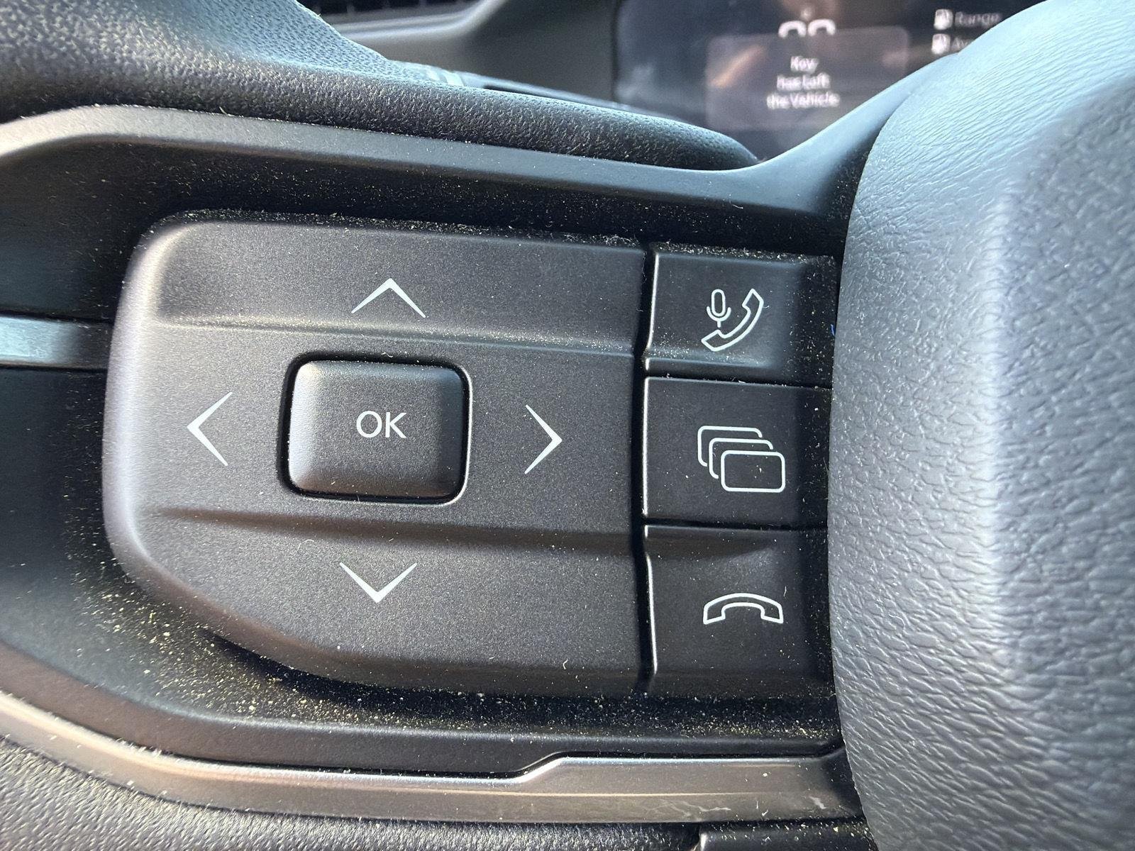 Used 2026 Diamond Black Crystal Pearlcoat Jeep Laredo image 17